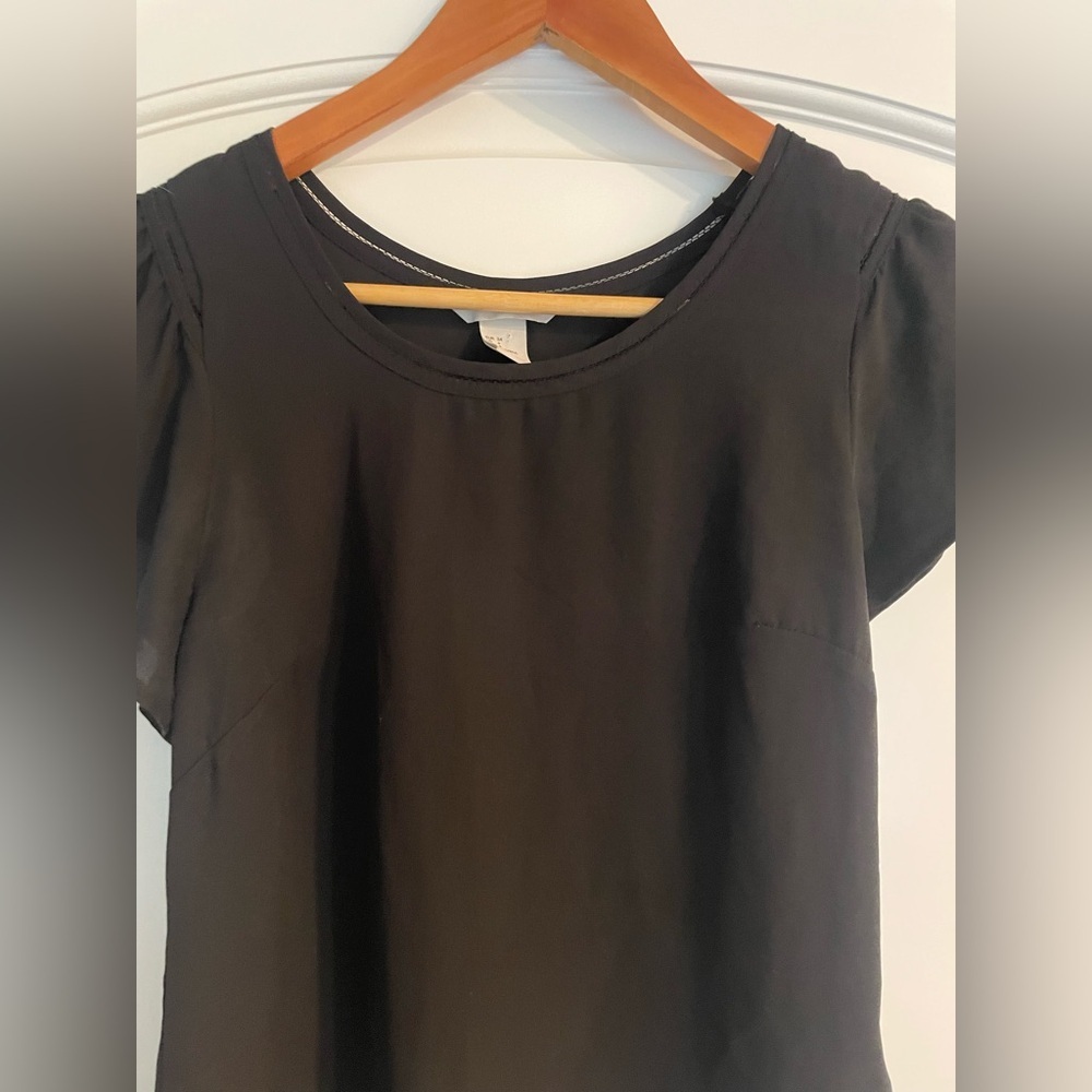 H&M Sheer Black Women's Short Sleeve Blouse
